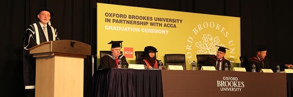 Lễ tốt nghiệp toàn khu vực của chương trình BSc in Applied Accounting của Oxford Brookes University